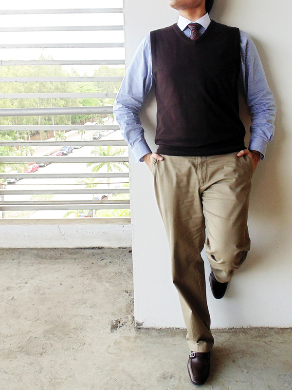 OOTD No.3 - THAT SWEATER VEST - AIM TO VIEW